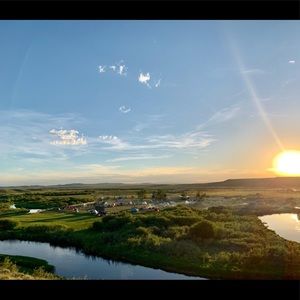 Meet your Posher, Dariela